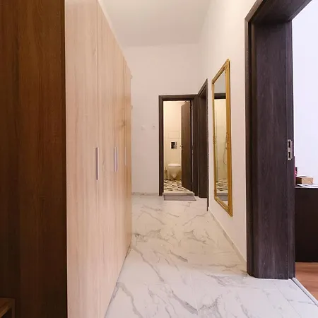 In The Center Filibe